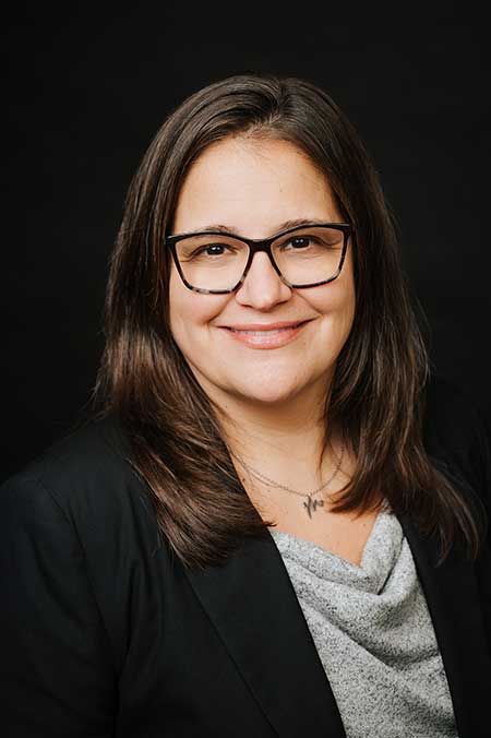 260413 Myrzah Tavares Bello 450